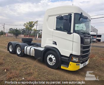 Caminhão Scania R-500 A 6x4 2p (Diesel)