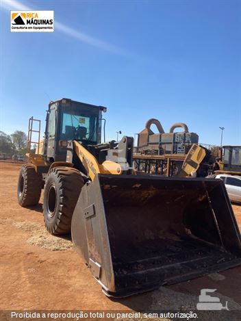 Pá Carregadeira New Holland W170 B