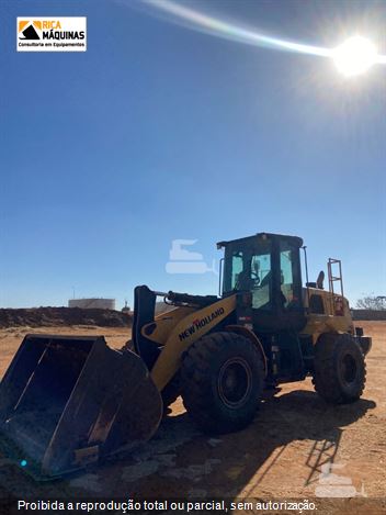 Pá Carregadeira New Holland W170 B