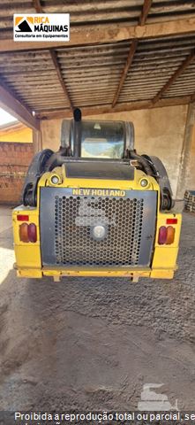 Mini-Carregadeira New Holland L218