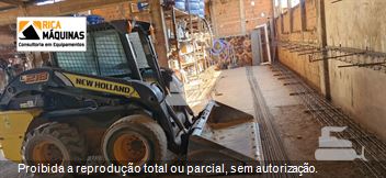 Mini-Carregadeira New Holland L218
