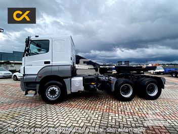 Caminhão Mercedes-Benz Axor 3344 S 6x4 2p (diesel)