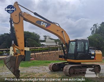 Escavadeira Caterpillar 320D2