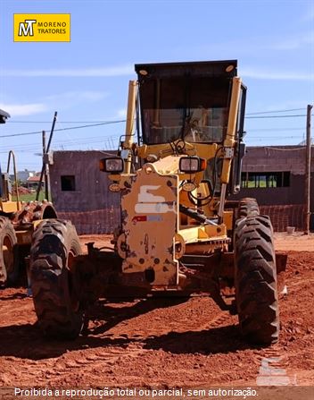 Motoniveladora New Holland RG170B