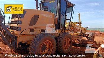 Motoniveladora New Holland RG170B