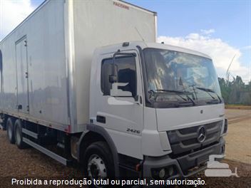 Caminhão Mercedes-Benz Atego 2426 6x2 2p (Diesel) (E5)