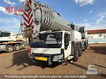Guindaste XCMG QAY220