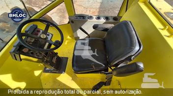 Rolo Compactador Dynapac CA250