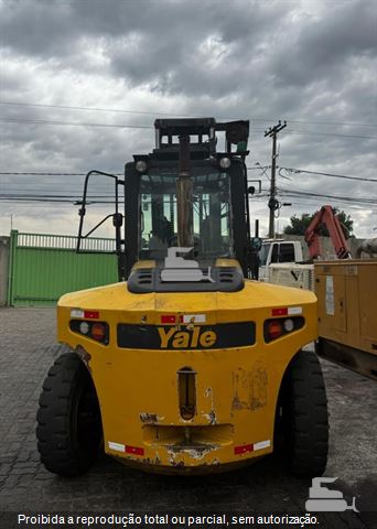 Empilhadeira Yale GP25