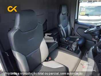 Caminhão Volkswagen 33-460 Constellation 6x4 2p (diesel)(E5)