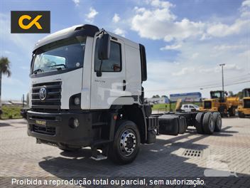 Caminhão Volkswagen 33-460 Constellation 6x4 2p (diesel)(E5)