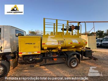 Caminhão Volkswagen 11-180 Delivery 2p (diesel)(E5)