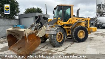 Pá Carregadeira Volvo L70F
