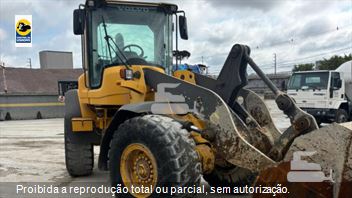 Pá Carregadeira Volvo L70F