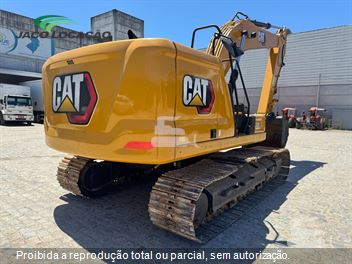 Escavadeira Caterpillar 320