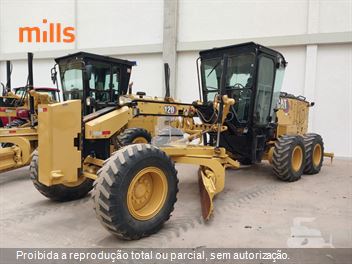 Motoniveladora Caterpillar 120