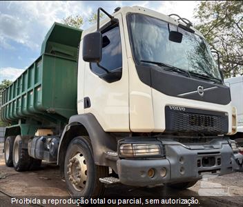 Caminhão Volvo VM 270 6x4 2p (Diesel) (E5)