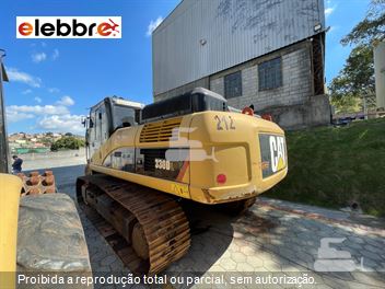 Escavadeira Caterpillar 330DL