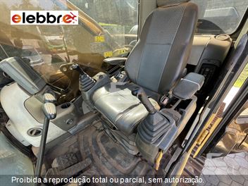 Escavadeira Caterpillar 330DL