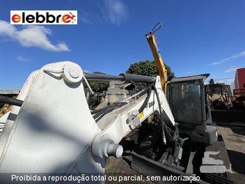 Mini-Escavadeira Bobcat E45