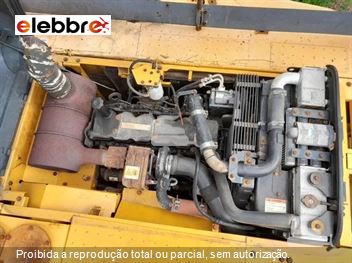 Escavadeira Komatsu PC240