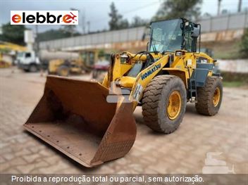 Pá Carregadeira Komatsu WA320