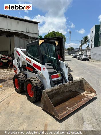 Mini-Carregadeira Bobcat S650