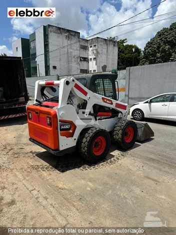 Mini-Carregadeira Bobcat S650