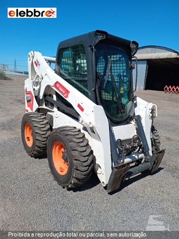 Mini-Carregadeira Bobcat S650