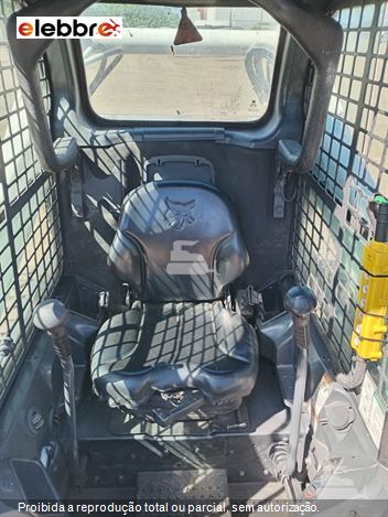 Mini-Carregadeira Bobcat S650