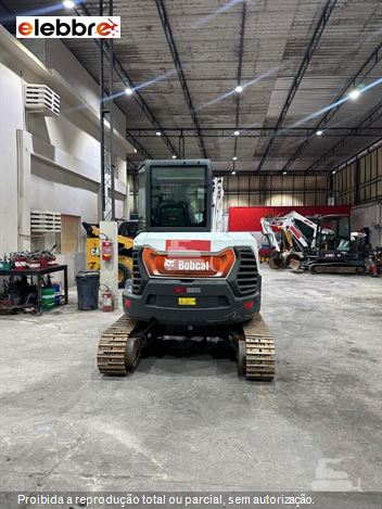 Mini-Escavadeira Bobcat E50