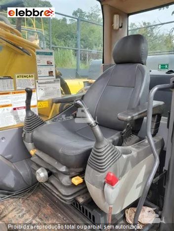 Escavadeira Komatsu PC350