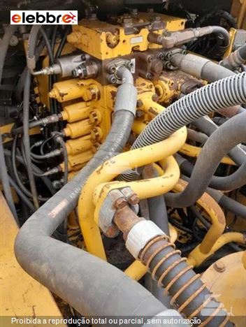 Escavadeira Komatsu PC350