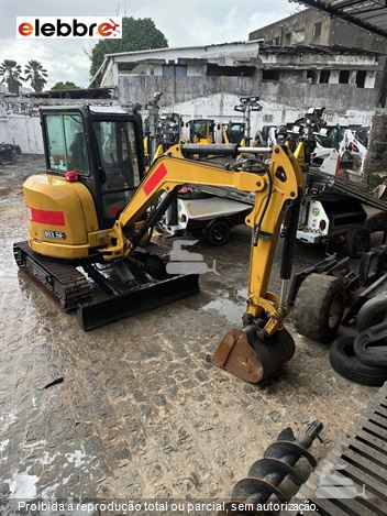 Mini-Escavadeira Caterpillar 303.5E CR