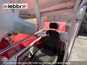 Escavadeira Poclain LC80