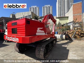 Escavadeira Poclain LC80