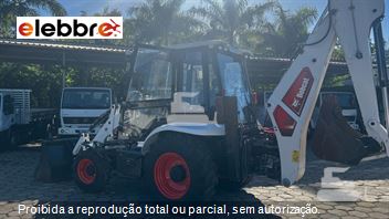Retro Escavadeira Bobcat B760