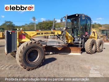 Motoniveladora New Holland RG170B