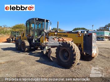 Motoniveladora New Holland RG170B