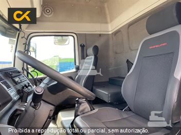 Caminhão Volkswagen 25-420 Constellation 6x2 2p (Diesel)(E5)