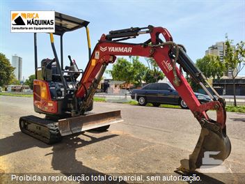 Mini-Escavadeira Yanmar Vio17