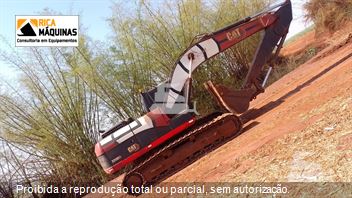 Escavadeira Caterpillar 320D2L