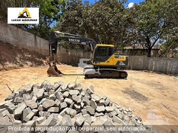 Escavadeira Volvo EC140B