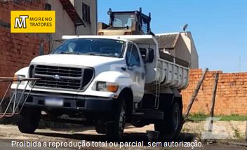 Caminhão Ford F-12000 2p (diesel)
