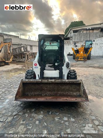 Mini-Carregadeira Bobcat S650