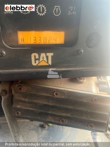 Trator de Esteira Caterpillar D6T XL
