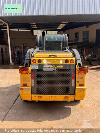 Mini-Carregadeira New Holland L320