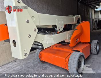 Plataforma Aérea (Elevatória) JLG E450 AJ