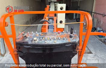 Plataforma Aérea (Elevatória) JLG E450 AJ