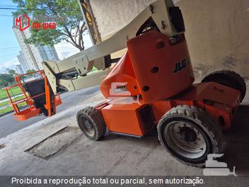 Plataforma Aérea (Elevatória) JLG E450 AJ